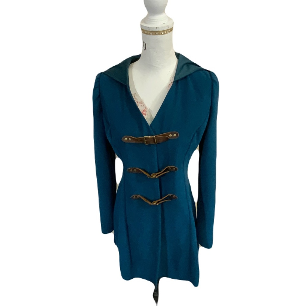 Elegant Teal Women's Coat with Leather Toggle Closures and Large Hood